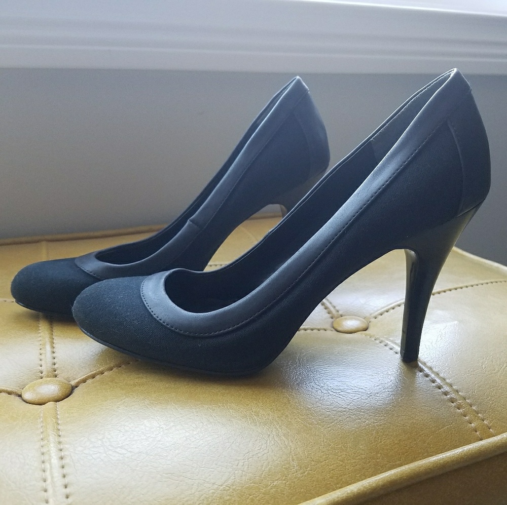Black heels